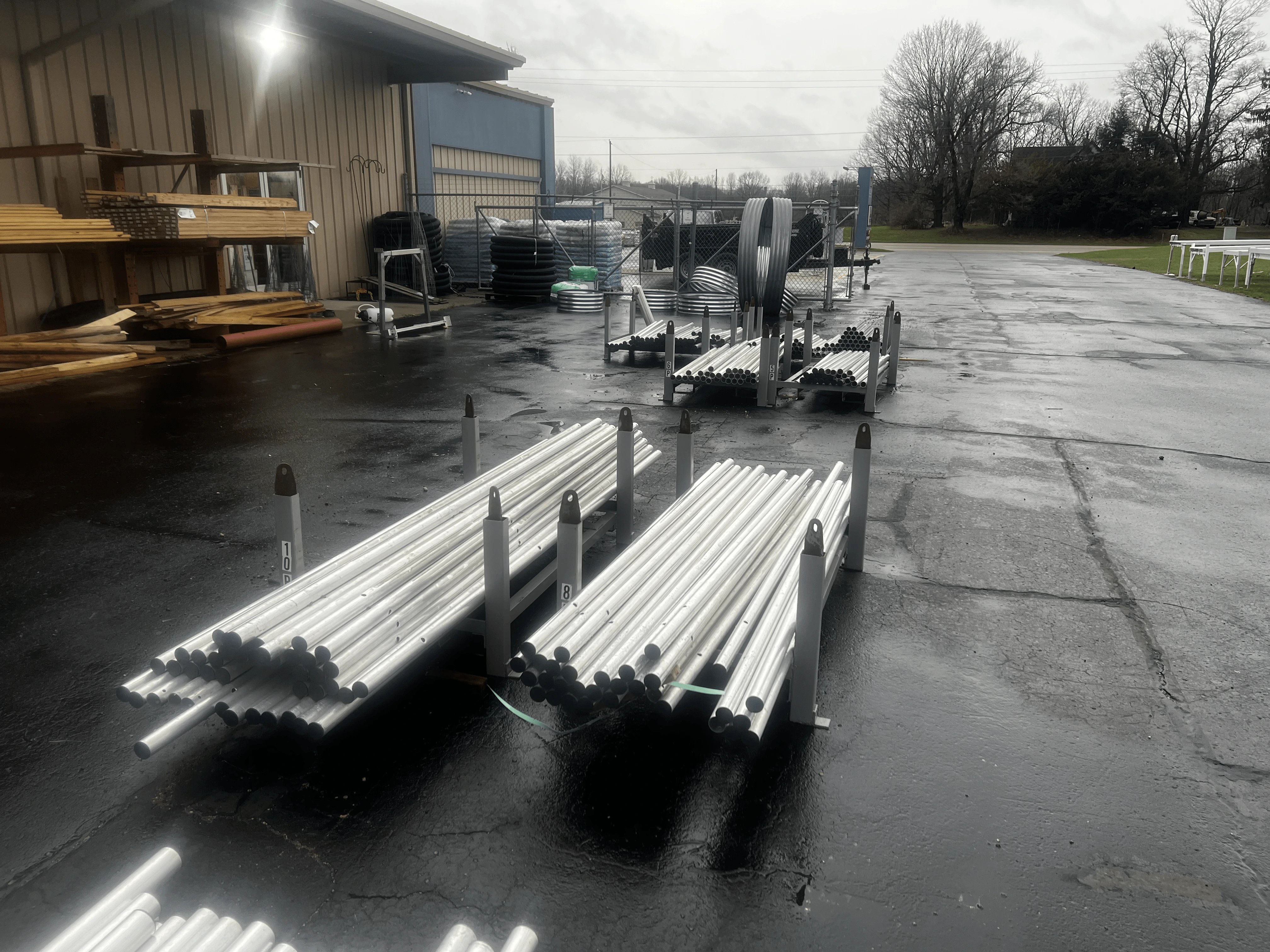 Posts range from 3 to 25 ft in length